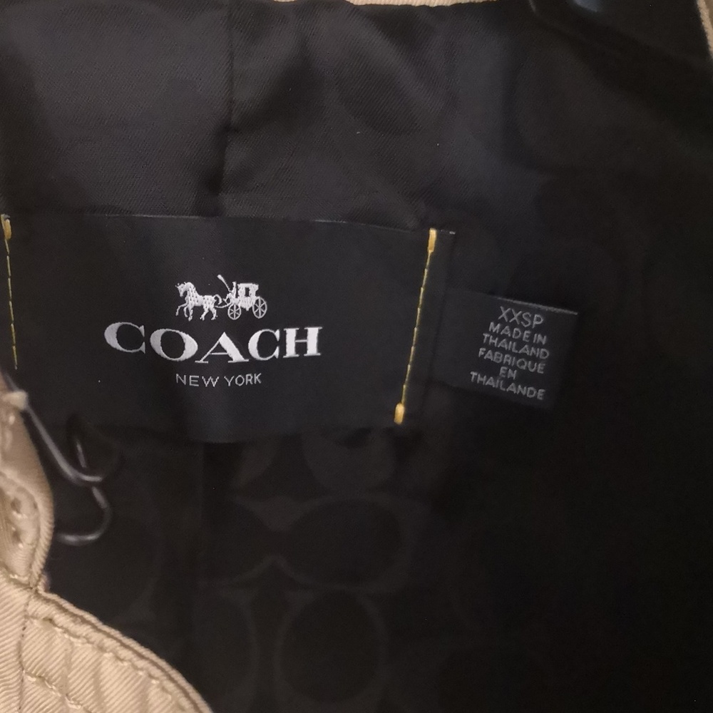Coach petite trench coat exclusive to Asian market - Picture 2 of 8